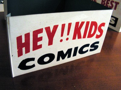 comic_book_rack